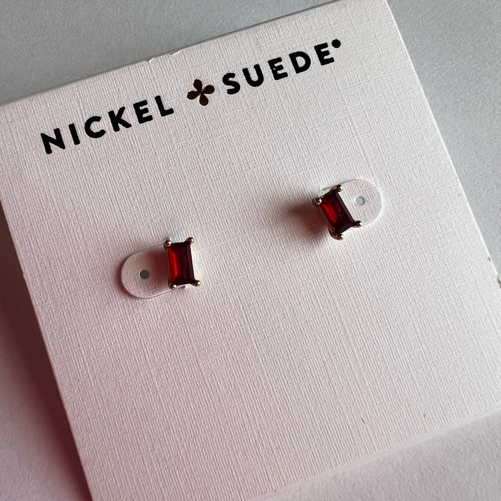 ❤️Nickel & Suede Red Baguette Studs